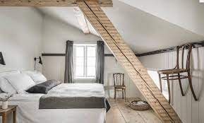 this is maybe one of our favourite rooms exactly right for two persons on a short vacation or long week end away from it all the room have a s herberge brucke