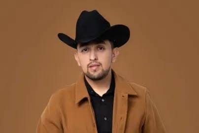 Asesinan en Sinaloa al cantante de música regional mexicana Adán R. - La  Prensa Gráfica