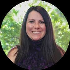 Erin Sparks's Instagram, Twitter & Facebook