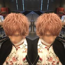 メンズセット ゆるめに巻いてふんわりとアンニュイstyle 髪色のピンクがいい感じなのでさらに映えるぅぅうぅうぅ いつもありがとうございます hairstyle hair ヘアスタイル ヘアメイク hairmake ヘアアレンジ ヘアセット ヘアメ メンズセット 髪 色 ヘア