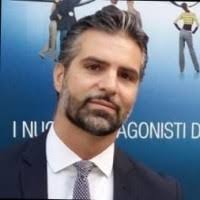 200+ perfiles de «Maresca»