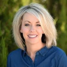 Haley Kinney's Instagram, Twitter & Facebook