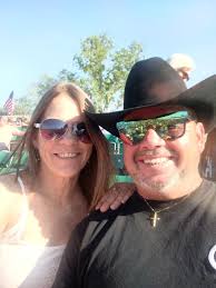 Happy 32nd Anniversary to Mr & Mrs K.W.K. C'mon Crabs 😋😜🦀🤣