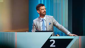 In der ersten folge der zweiten staffel von wer stiehlt mir die show? fuhr der moderator einen sieg ein. Wer Stiehlt Mir Die Show Joko Verrat Seinen Grossen Vorsatz Fur Die 2 Staffel Watson