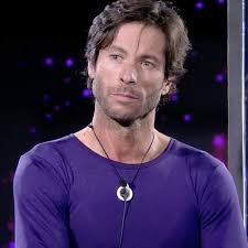 Isabel, exnovia de Canales Rivera, al margen del coqueteo del torero con  Cynthia en Secret Story