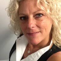 Crystal Lyons's Instagram, Twitter & Facebook