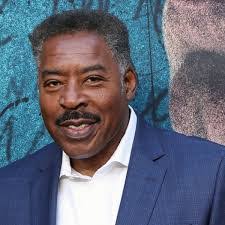 Albert Loftus's Instagram, Twitter & Facebook