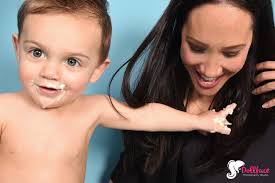 cake smash — Blog by Lorraine Toth about travel photography and cosplay —  Dollface Studios NY