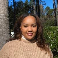 Talia Mcintyre's Instagram, Twitter & Facebook