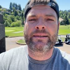 🚨 2 Days Left! 🚨 Ready to dominate 2025? Join Mike Nuss & Erik Larson  THIS THURSDAY for Bear vs Bull: Market Forecast