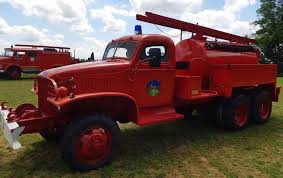Gmc Type Cckw35 Aux Bonheurs Des Sp Vehicule Pompier Camion Pompier Feu De Foret