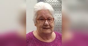 Kay Mcintyre's Instagram, Twitter & Facebook