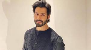 Bollywood actor varun dhawan and his wife natasha dalal were in arunachal pradesh as the actor was shooting for so, what do you think about this airport look of varun dhawan and natasha dalal? Varun Dhawan Looks Handsome In Modern Dhoti Kurta See Pics Lifestyle News The Indian Express