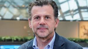 Cambios en la Bolsa Mexicana de Valores: sale José-Oriol Bosch