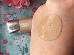 Even better™ foundation instantly perfects, visibly reduces the appearance of dark spots in 12 weeks. Clinique Even Better Makeup Spf 15 In 05 Neutral Kippinsbeautyblog