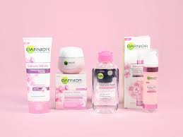 Review Garnier Sakura White Complete Series Rangkaian Tepat Untuk Mencerahkan Wajah Beauty Journal