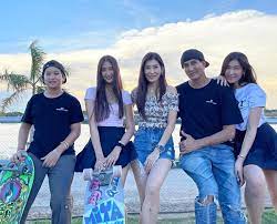 เปิดชีวิตล่าสุด พีท ทองเจือ เจ้าของฉายาพระเอกพันปี ในวัย 51 ปี. Tv7t29g9qf0orm