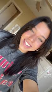 Ella Polk (@ella_polk)