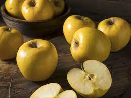 13 Types Of Apples And How To Use Them Mcintosh Apples Apple Varieties Yellow Apple