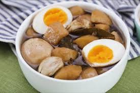 Nah, jika biasanya anda seringkali menyantap hidangan ayam panggang di restoran atau kafe, tidak ada salahnya jika mulai saat ini anda bisa menyajikan sendiri hidangan ayam. 6 Varian Pelengkap Bubur Nasi Ini Enggak Kalah Enak Dari Ayam Suwir