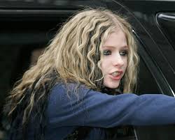 Early 2000s frosty blue makeup & hair tutorial. Fuck Yeah Avril Lavigne