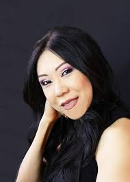 Celebrity Makeup Looks by Julianna Lin‎