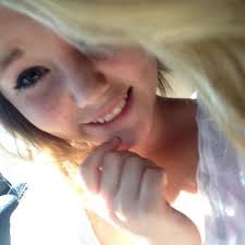 Hailey Steiner (@haileyoffical_)