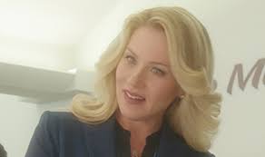 Bad Moms Star Christina Applegate Acknowledges Parenthood Isnt Easy -  Front Row Features