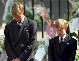 Prince william, duke of cambridge, elder son of prince charles and princess diana and second in line (after charles) to the british throne. Prince William Says Losing His Mother Princess Diana At A Young Age Was A Pain Like No Other Glamour