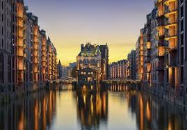 Children up to the age of 13 enjoy one free children's meal if at least one parent. Hamburger Flair In Der Hafencity Kostenfrei Stornierbar Top Preise Auf Luxusreisen Secret Escapes