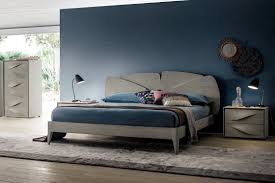 La collezione comprende sia camere da letto moderne sia camere da letto classiche. Gislon Arredamenti Letti Napol Sesto San Giovanni