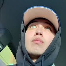 Ruben Muniz (@RubenMuniz18)