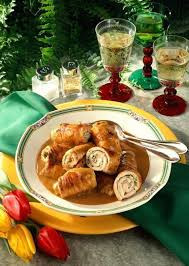 Putenrouladen Mit Krauter Frischkasefullung Rezept Lecker Rezept Rezepte Frischkasefullung Putenfleisch Rezepte