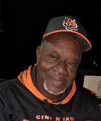 Stephen Pasley's Instagram, Twitter & Facebook