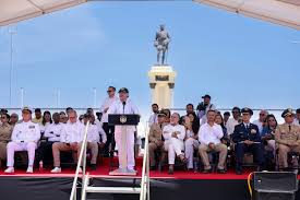 Beautiful Riley Mae Gets Cum Sprayed After Interracial 3Way Bang