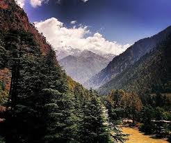 Kasol Is A Hamlet In The District Kullu Himachal Pradesh Northern India It Is Situated In Parvati Valley On The Banks Of The Pa In 2020 Travel Dreams Tourist India