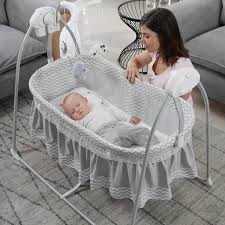 Mesin ayunan bayi saat ini menjadi tren dikalangan ibu rumah tangga. Ayunan Bayi Elektrik Tempat Tidur Bayi Dengan Ayunan Otomatis Perjalanan Buy Ayunan Bayi Tempat Tidur Goyang Tempat Tidur Perjalanan Cahaya Cradle Product On Alibaba Com