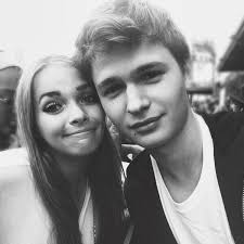 Anna Puff (@apuff17)