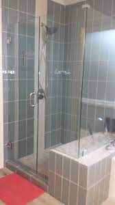 48 X 48 Shower With Bench Shower Head Converts To Hand Held Amazing Bathrooms Bathroom Remodel Master Bathrooms Remodel