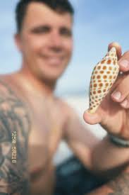 This Jersey girl is born to run.... the shell mobile takes to the open  road, functioning as a roving bed, shelling supply cabinet, grocery,  kitchen supply, convenience store, and personal care spa!:))