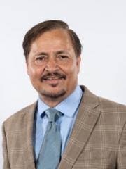 Efren Parada's Instagram, Twitter & Facebook