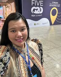 Mark Squibb's Instagram, Twitter & Facebook