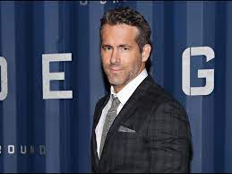 Pin By Mimi Smoments On Bellissima Ryan Reynolds Ryan Reynolds Movies Celebrity Entertainment