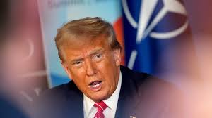 Springfield names 3 finalists for city manager, including city's aviation  director