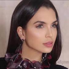 Luísa Lopes (@lluisalopes)