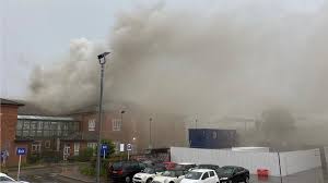 Manchester royal inﬁrmary wythenshawe hospital royal manchester children's hospital manchester royal eye hospital saint mary's hospital university dental hospital of manchester withington community hospital trafford general hospital altrincham hospital 6h7ggmntxeckfm