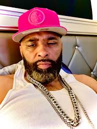 Just chilln into the weekend, off Hastings point this morning.