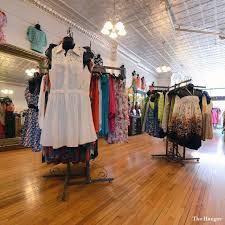 There are 1303 customers that ❤ brand outlet, rating them as excellent. Hastings Area Shopping Jaqua Realtors