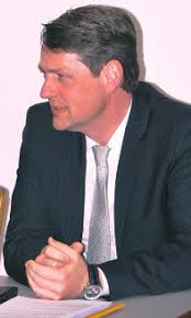 Layout W.I.07-11.pmd