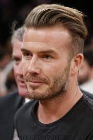 En plein centre de montpellier, au 16 boulevard renouvier, l'équipe de n'dzela en prenant compte de la forme de votre visage et de la profondeur du front dégarni, nos coiffeurs sauront apporter une touche de chic à votre coiffure. Coupe De Cheveux Pour Homme Avec Un Crane Degarni The Liquor Store